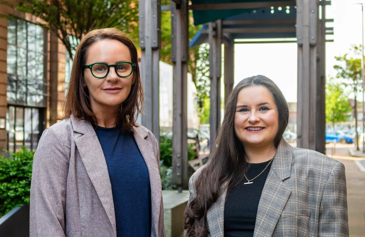 Katie Willoughby and a research collaborator at Queen’s University Belfast